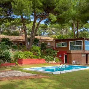  Lodge Maresme & Rosa España